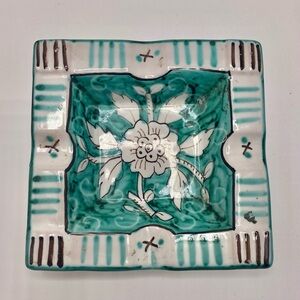 Vintage ceramic cigarette tray